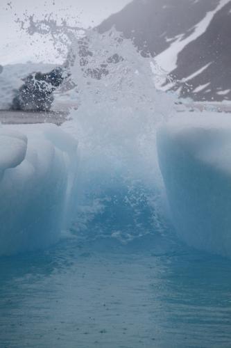 Antarctica - Opspringend water