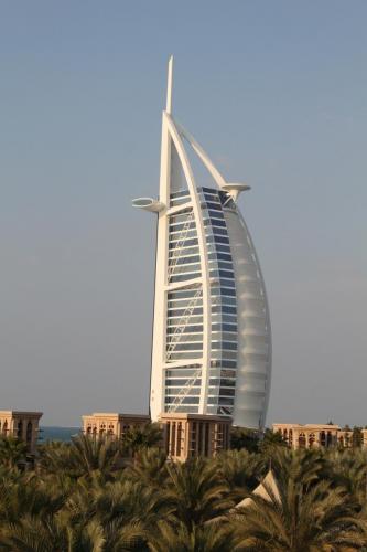 Dubai Bur Al Arab front