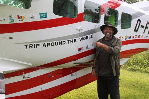 PNG - trip around the world Erwin
