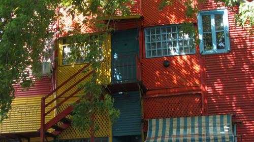 Tango - Kakelbonte huizen